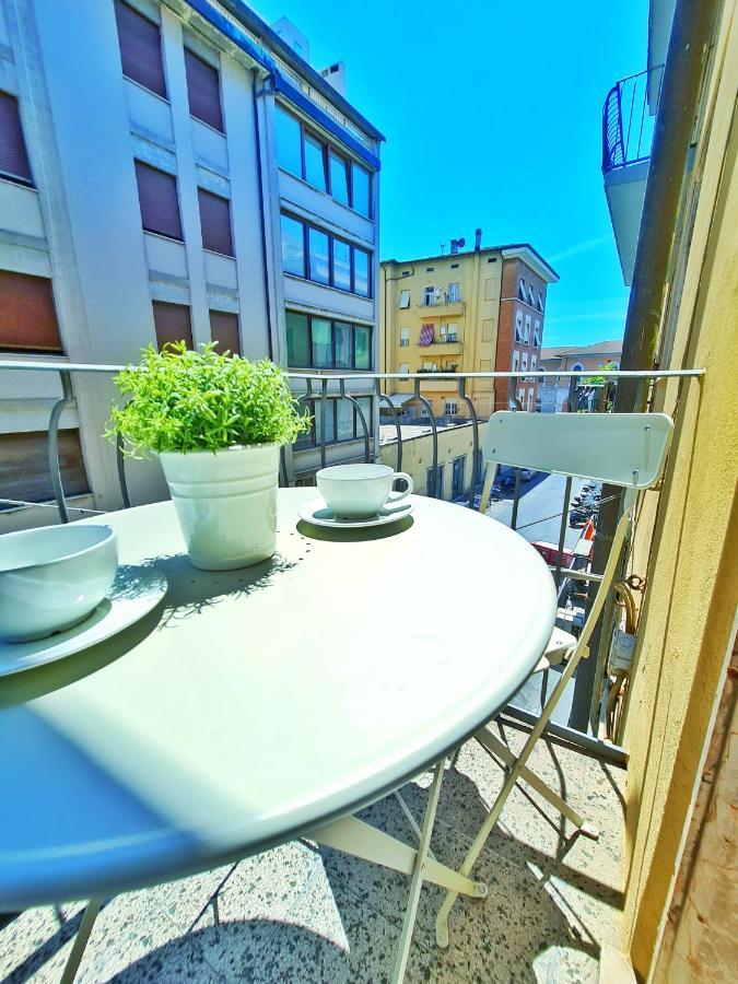 Lc Rooms Pisa Bagian luar foto