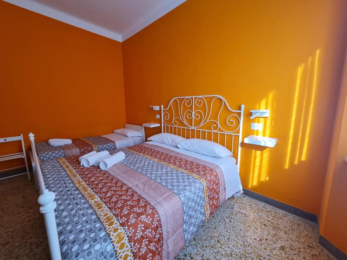 Lc Rooms Pisa Bagian luar foto