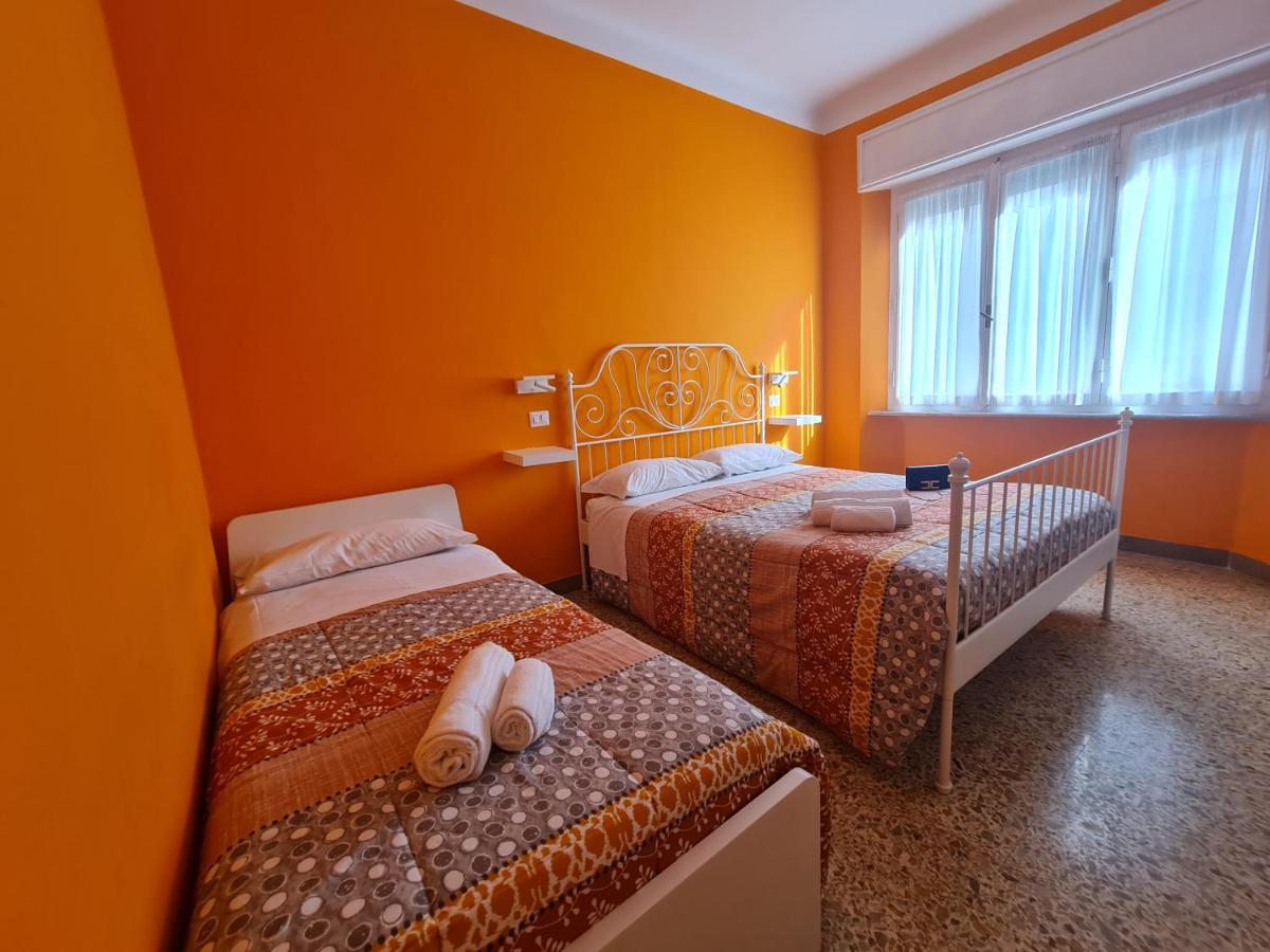 Lc Rooms Pisa Bagian luar foto