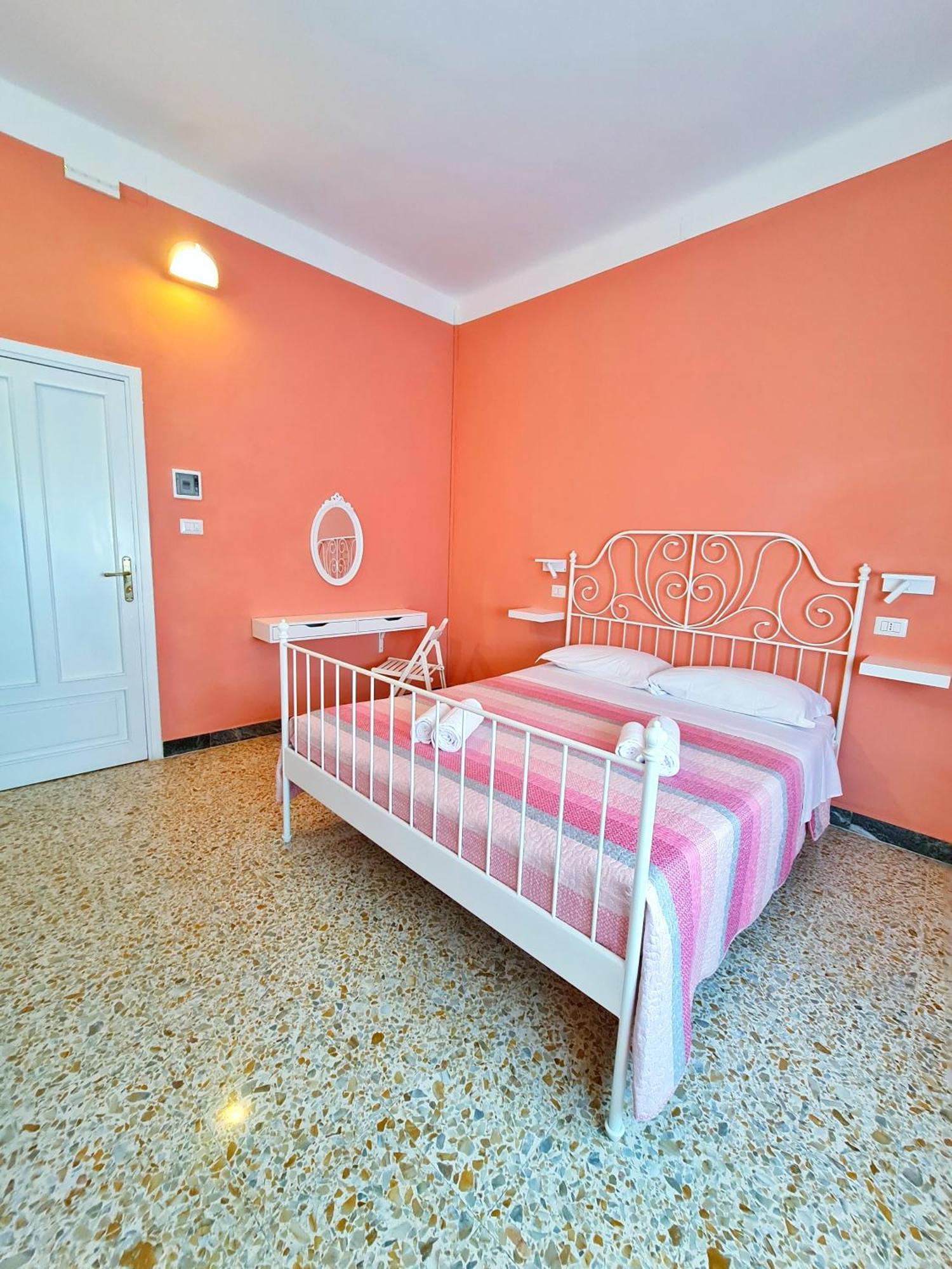 Lc Rooms Pisa Bagian luar foto