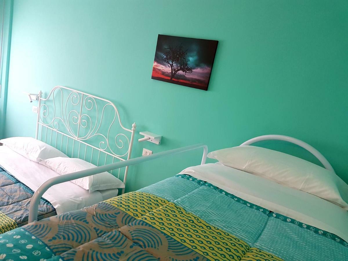 Lc Rooms Pisa Bagian luar foto